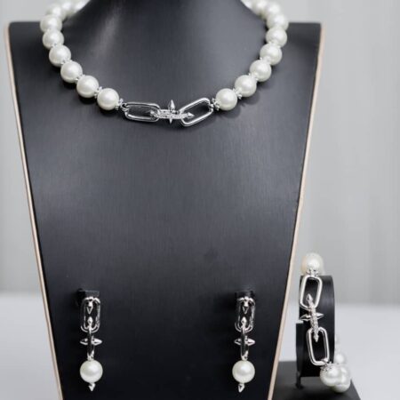 Exquisite 3 Piece Pearl Set