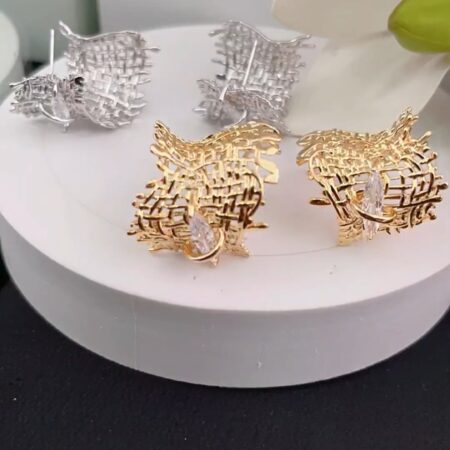 Unique And Stylish Medi Size Earrings